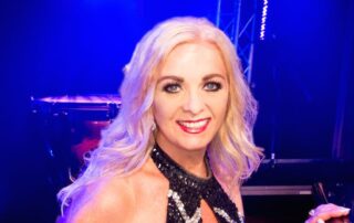 Lyndel Gayle Solo Pianist Entertainer